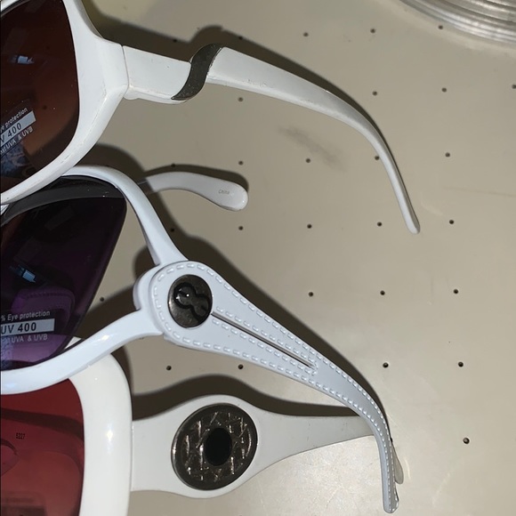 Sunglasses - Picture 2 of 3